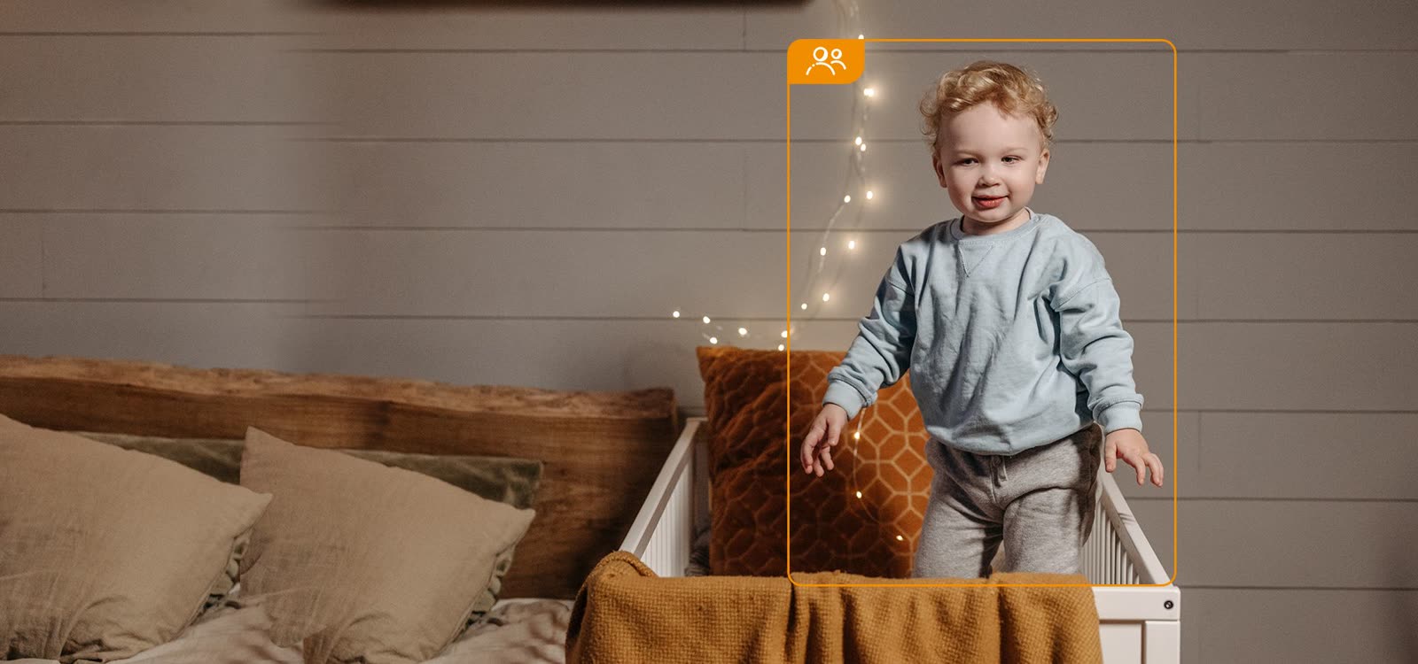 AI human detection highlighting a child indoors